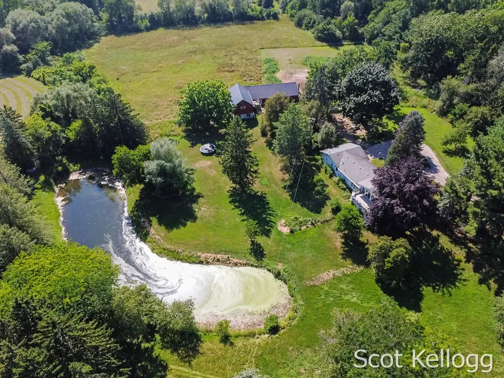 4118 16th Street Dorr Township MI 49323