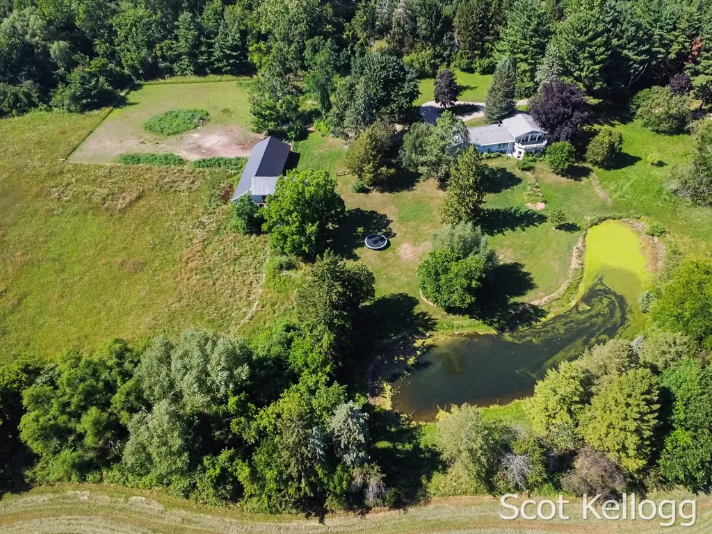 4118 16th Street Dorr Township MI 49323