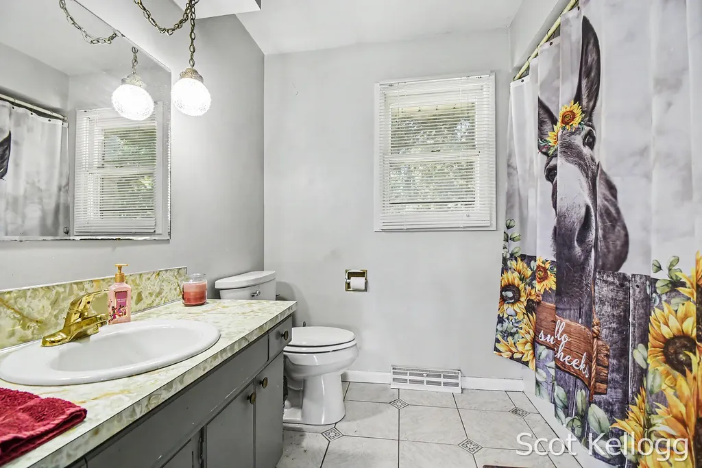 4118 16th Street Dorr Township MI 49323