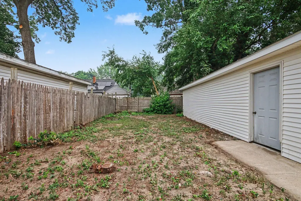228 Jean Street SW Wyoming City MI 49548