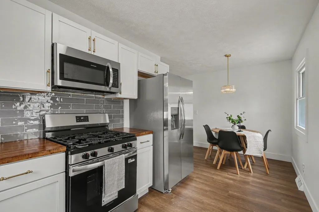228 Jean Street SW Wyoming City MI 49548