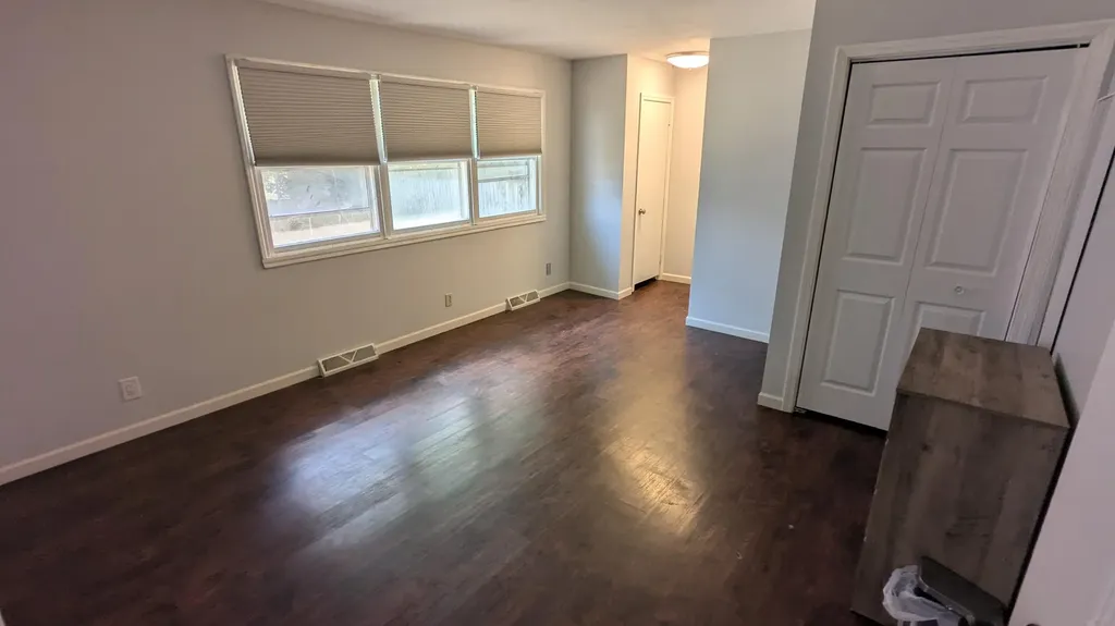 3036 Perry Avenue SW Wyoming City MI 49519