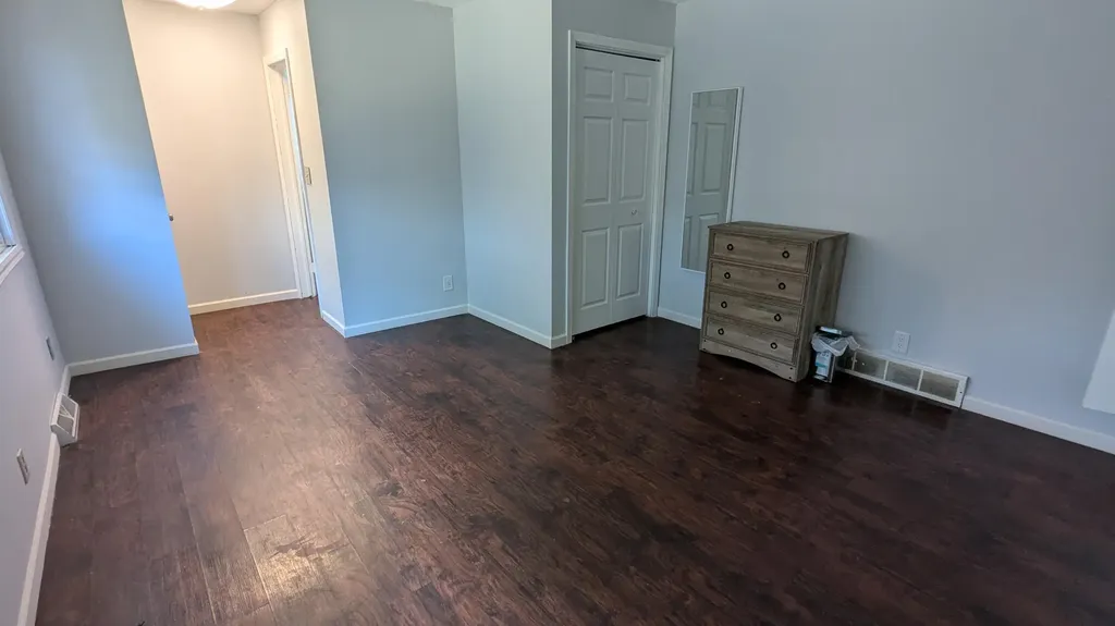 3036 Perry Avenue SW Wyoming City MI 49519