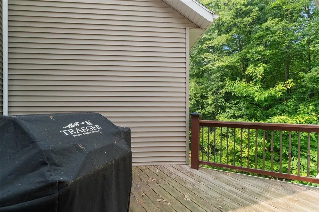 2066 Meek Drive NE Plainfield Charter Township MI 49306