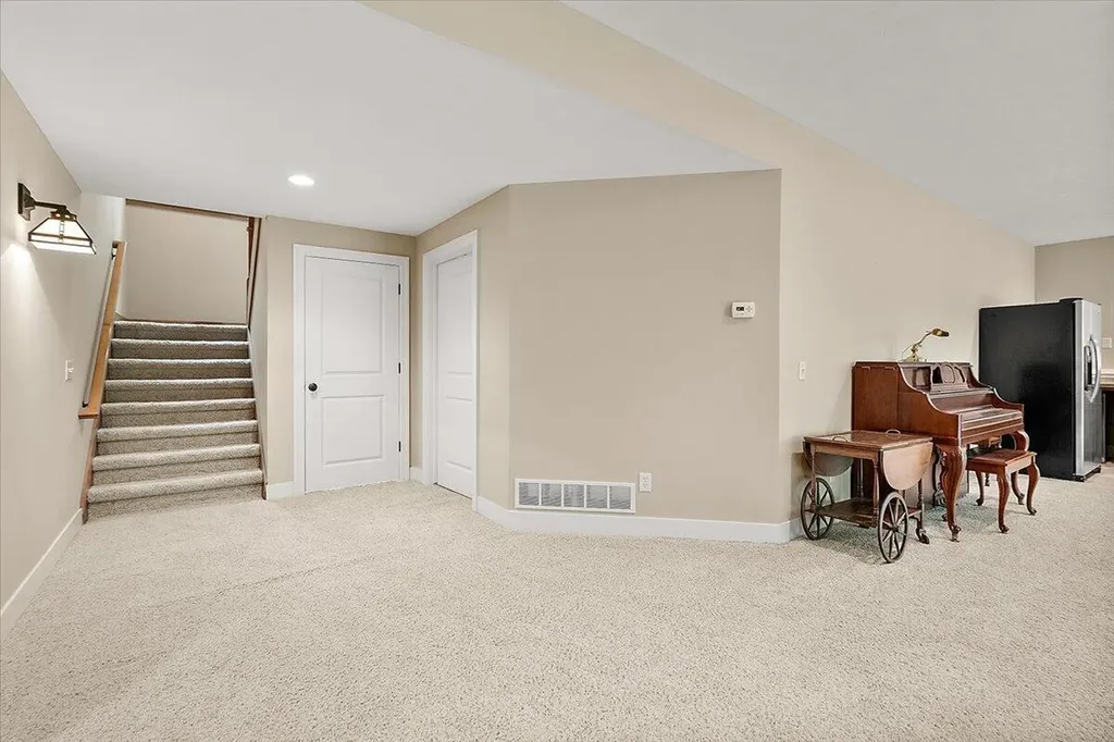 2066 Meek Drive NE Plainfield Charter Township MI 49306