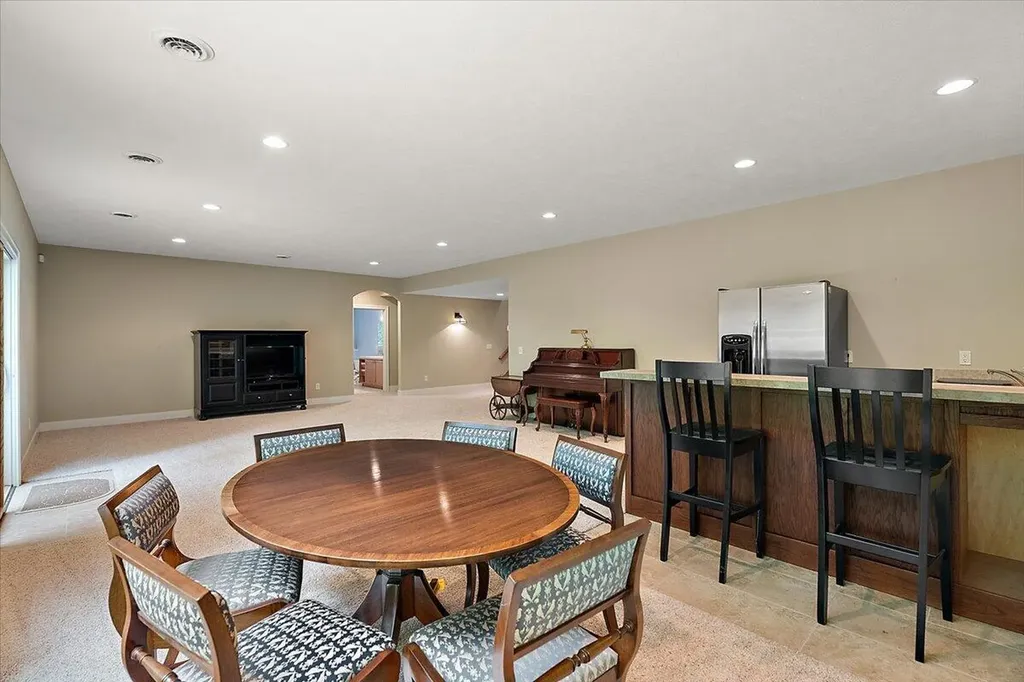 2066 Meek Drive NE Plainfield Charter Township MI 49306