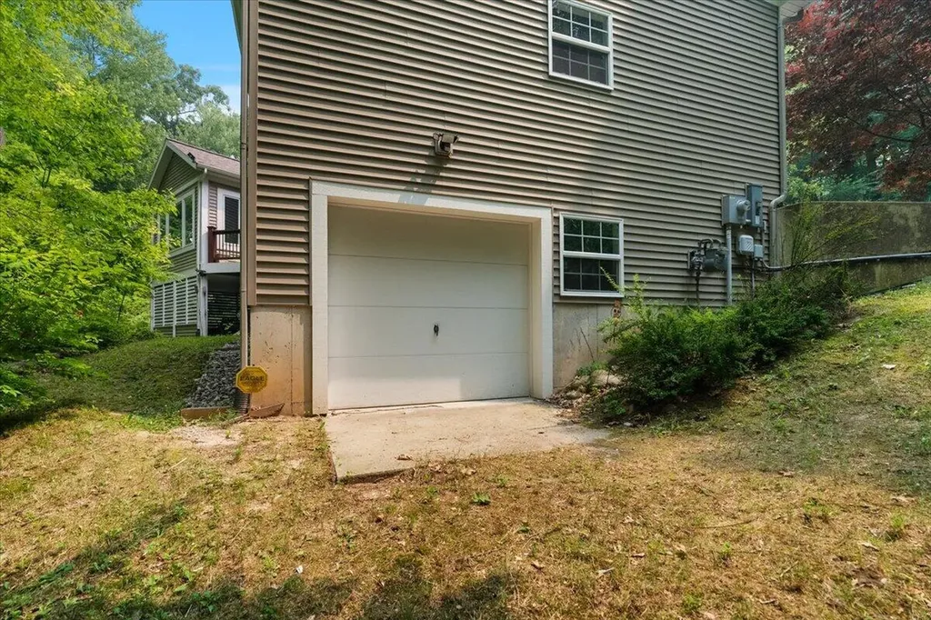 2066 Meek Drive NE Plainfield Charter Township MI 49306