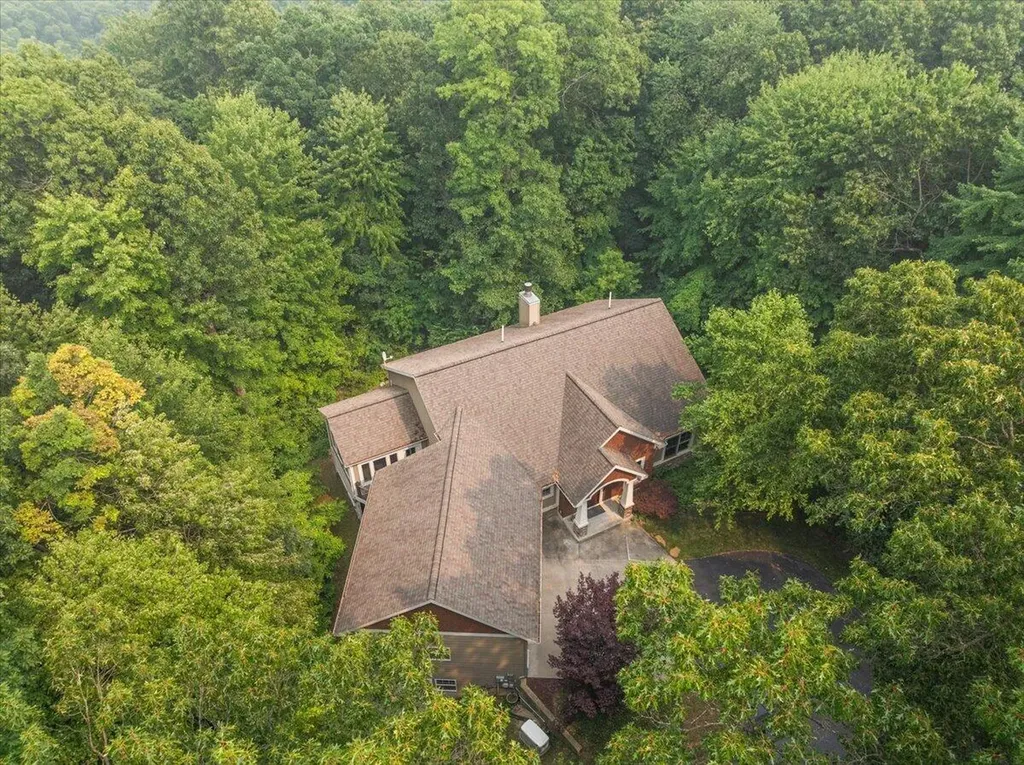 2066 Meek Drive NE Plainfield Charter Township MI 49306