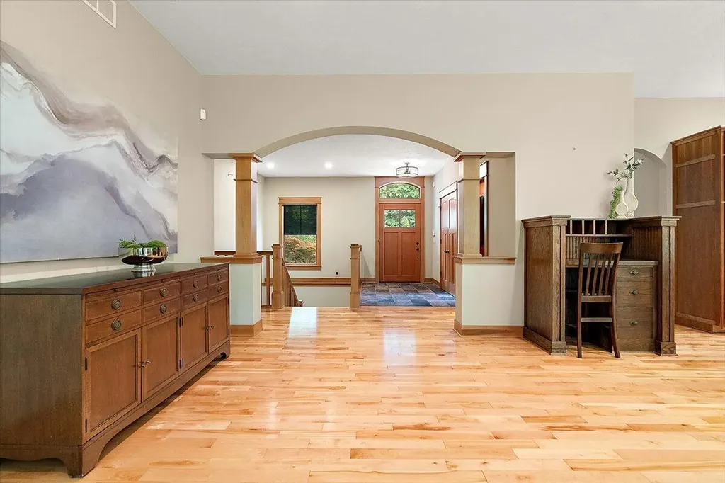 2066 Meek Drive NE Plainfield Charter Township MI 49306