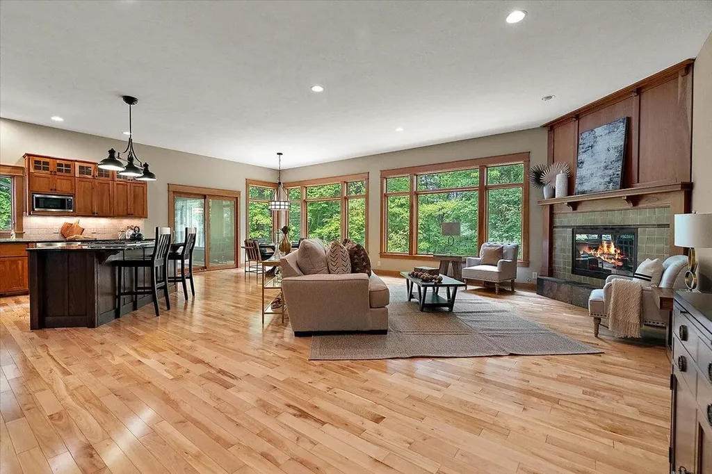 2066 Meek Drive NE Plainfield Charter Township MI 49306