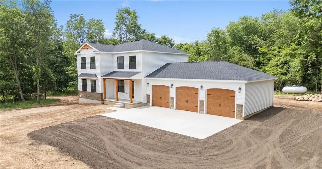 102 Mehl Street Leslie City MI 49251