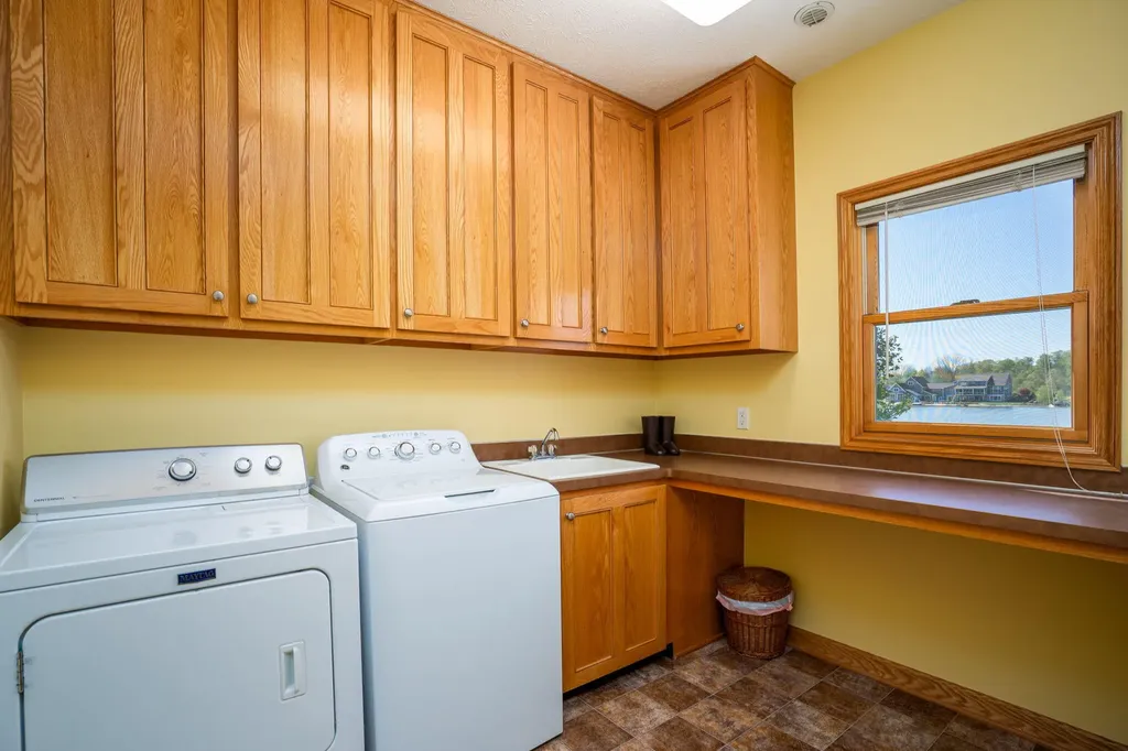2762 Fillmore Street Georgetown Charter Township MI 49428