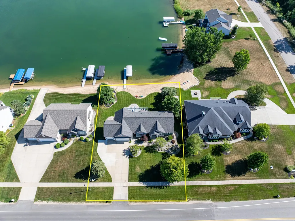 2762 Fillmore Street Georgetown Charter Township MI 49428