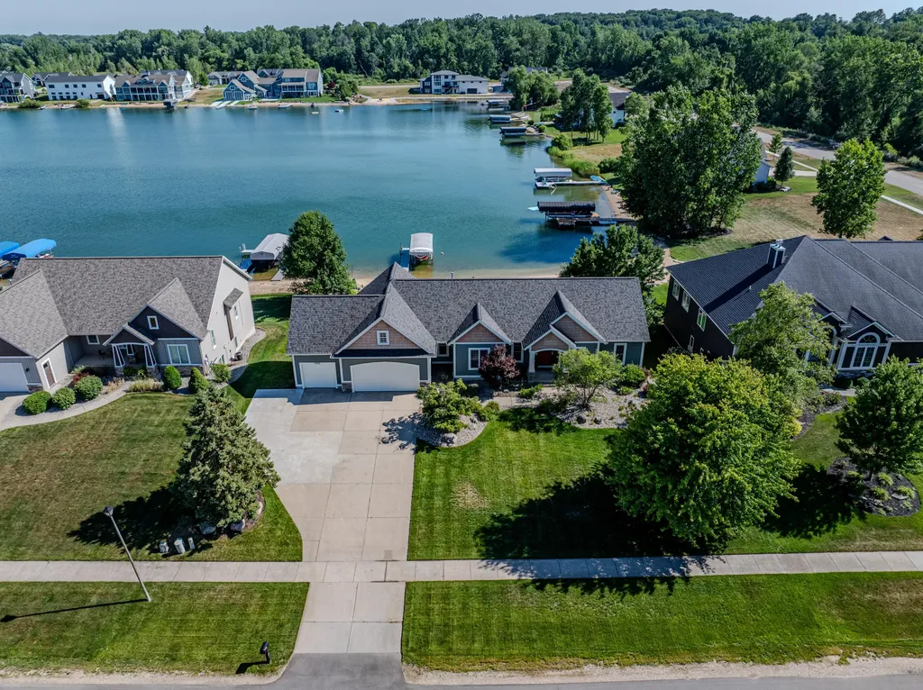 2762 Fillmore Street Georgetown Charter Township MI 49428