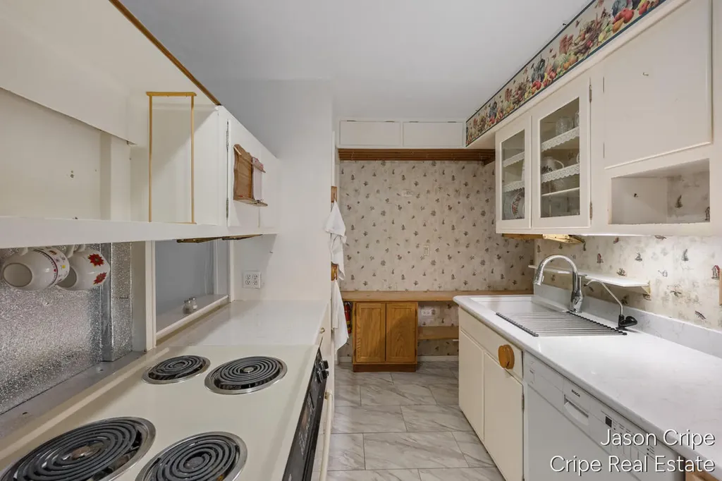 928 E Brierwood Street Greenville City MI 48838