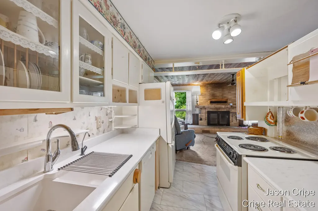 928 E Brierwood Street Greenville City MI 48838