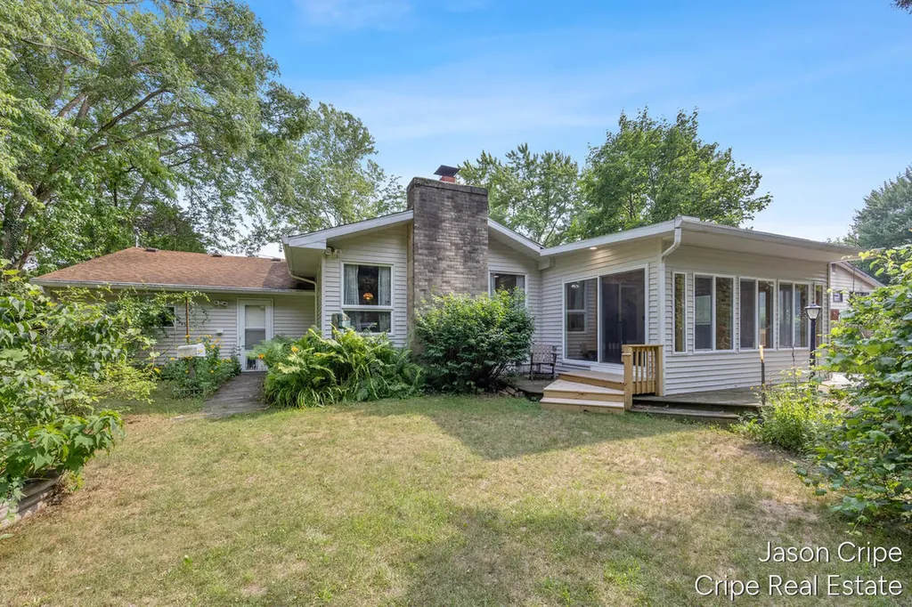 928 E Brierwood Street Greenville City MI 48838