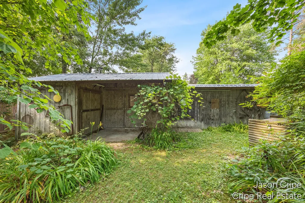 928 E Brierwood Street Greenville City MI 48838