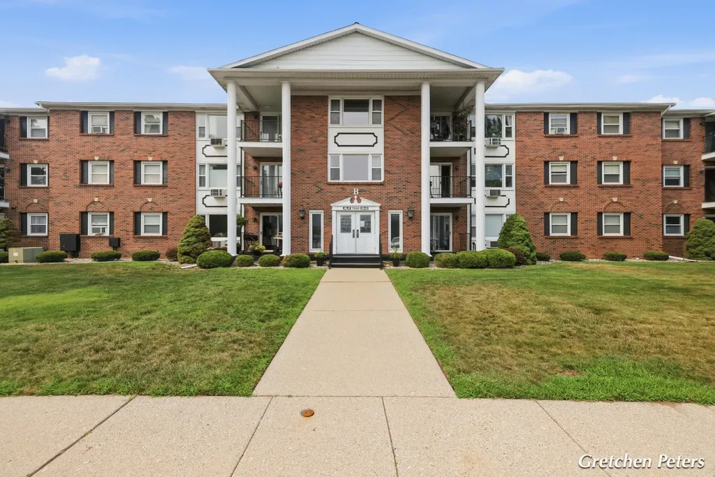 7530 Boulder Bluff Drive Georgetown Charter Township MI 49428