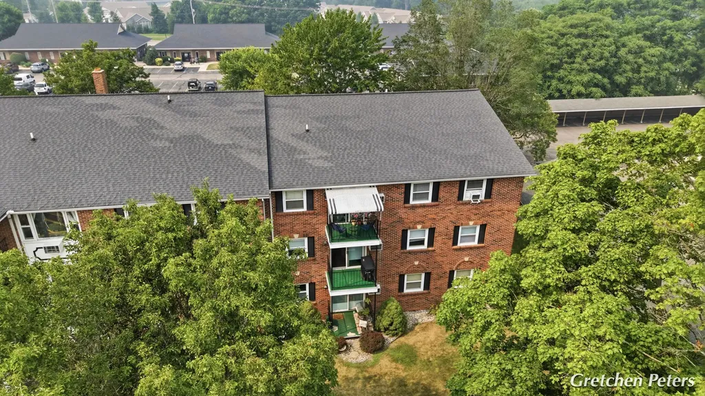 7530 Boulder Bluff Drive Georgetown Charter Township MI 49428