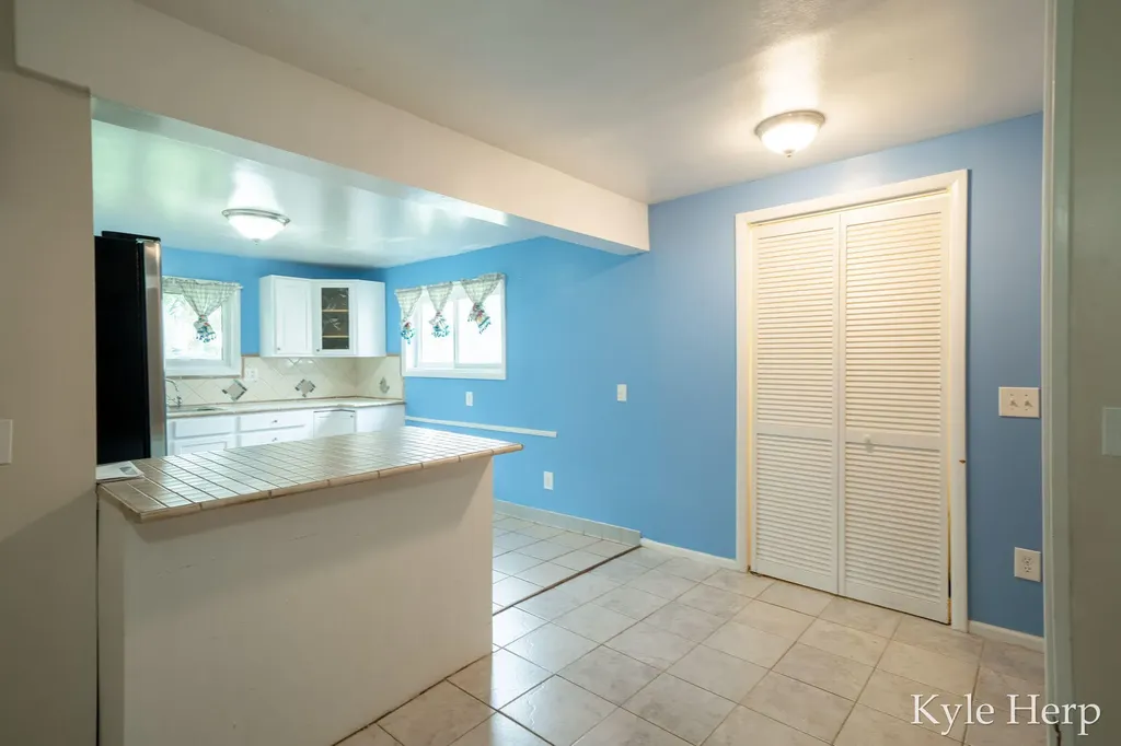 720 N Boltwood Street Hastings City MI 49058