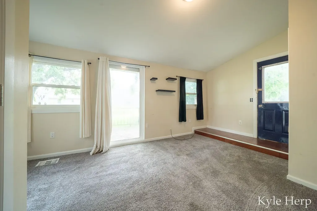 720 N Boltwood Street Hastings City MI 49058