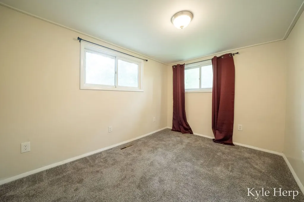 720 N Boltwood Street Hastings City MI 49058