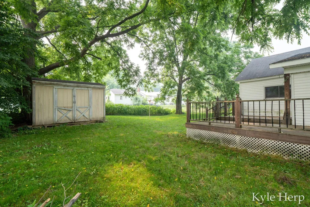 720 N Boltwood Street Hastings City MI 49058