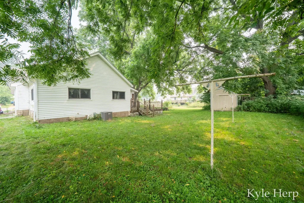 720 N Boltwood Street Hastings City MI 49058