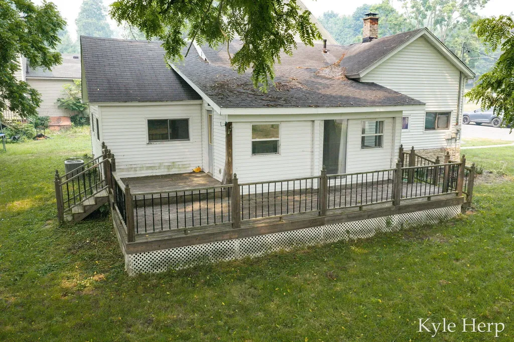 720 N Boltwood Street Hastings City MI 49058