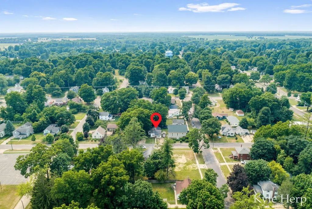 720 N Boltwood Street Hastings City MI 49058