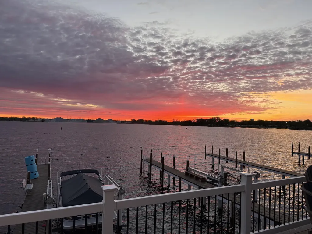 303 Terrace Point Circle Muskegon City MI 49440