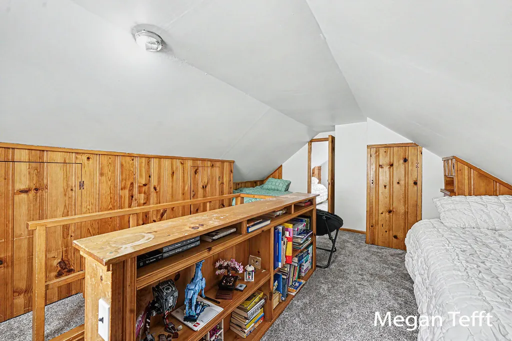 1955 Blandford Avenue SW Wyoming City MI 49519