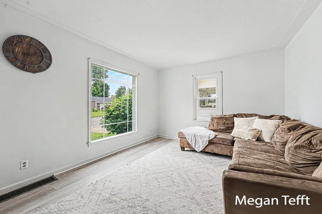 1955 Blandford Avenue SW Wyoming City MI 49519