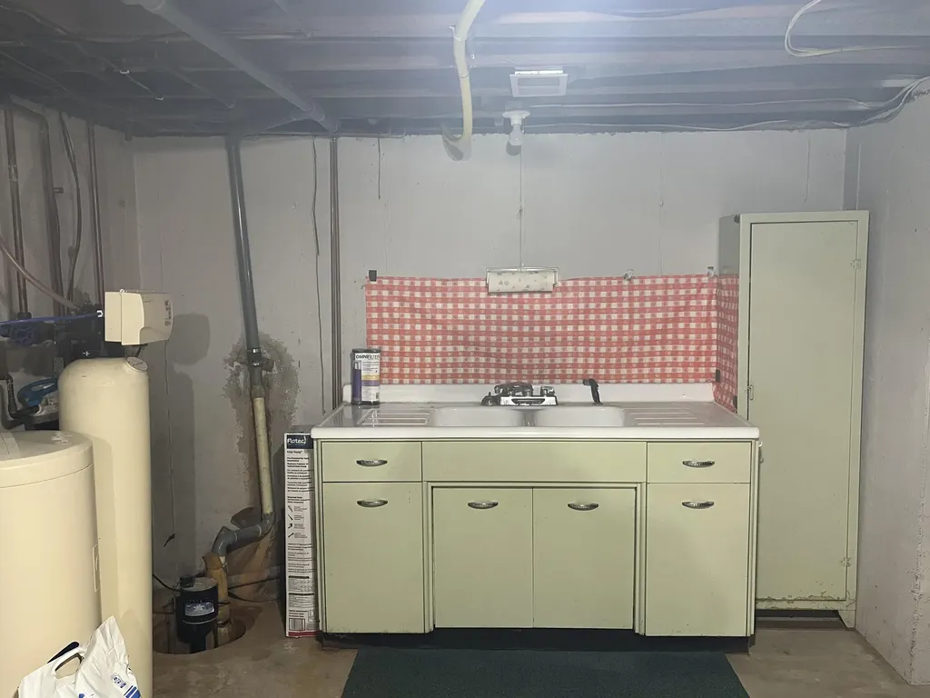 9270 Baker Road Eureka Township MI 48838