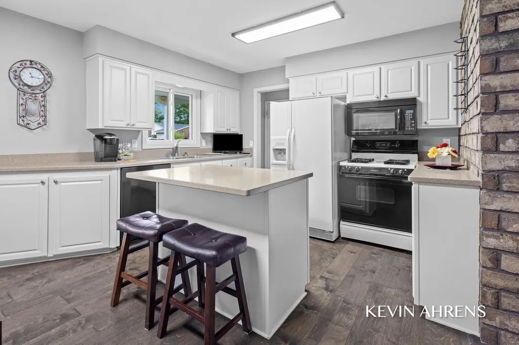 4473 Trail View NE Plainfield Charter Township MI 49525