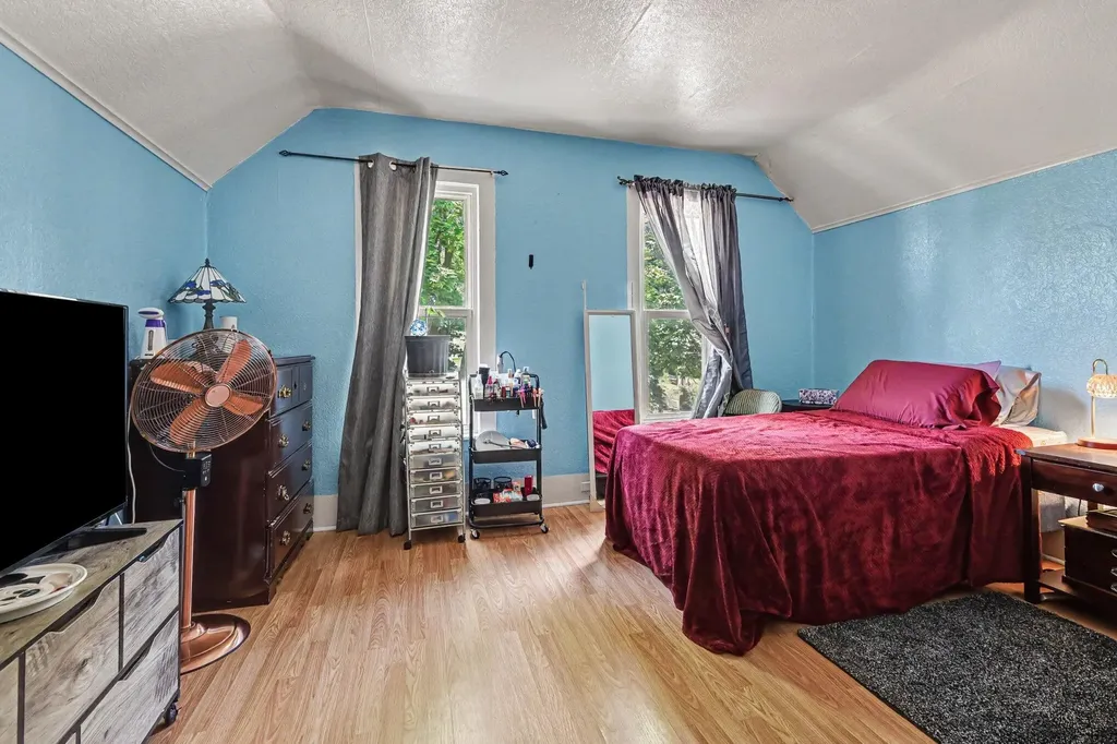 1015 Jennette Avenue NW Grand Rapids City MI 49504
