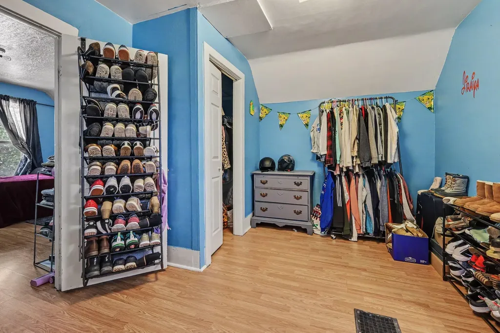 1015 Jennette Avenue NW Grand Rapids City MI 49504