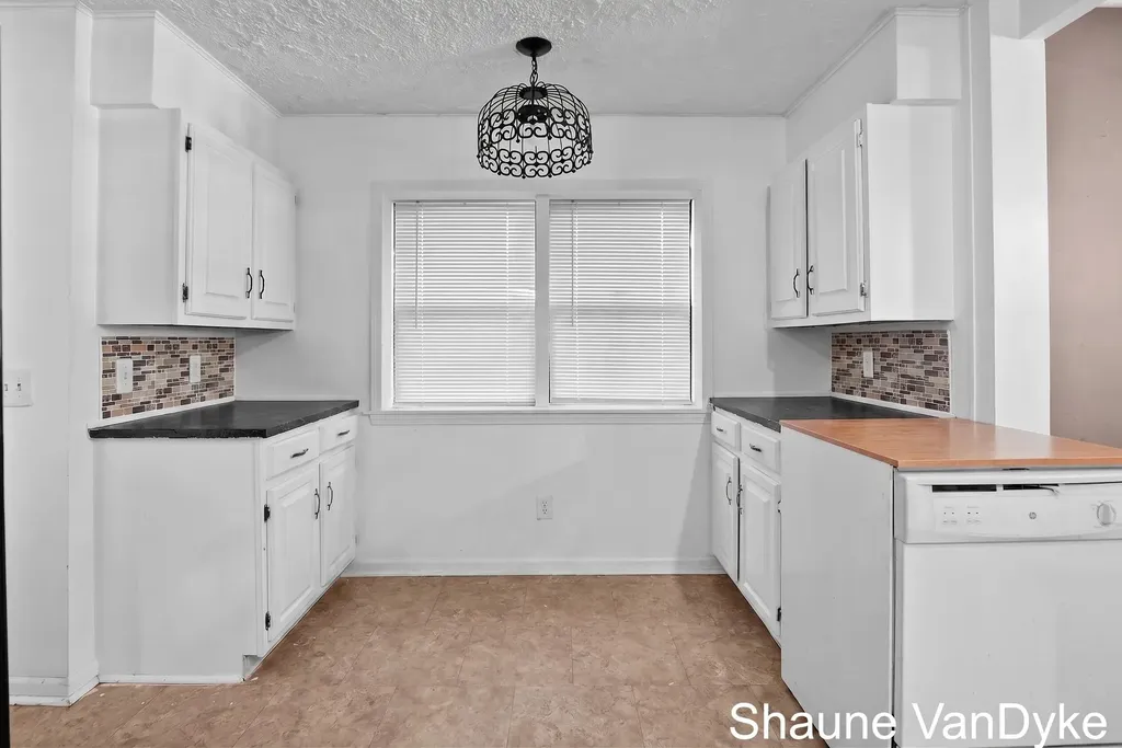 154 72nd Street SE Gaines Charter Township MI 49548