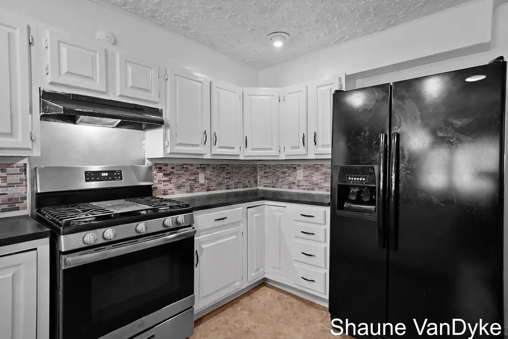 154 72nd Street SE Gaines Charter Township MI 49548