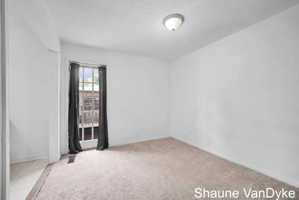 154 72nd Street SE Gaines Charter Township MI 49548