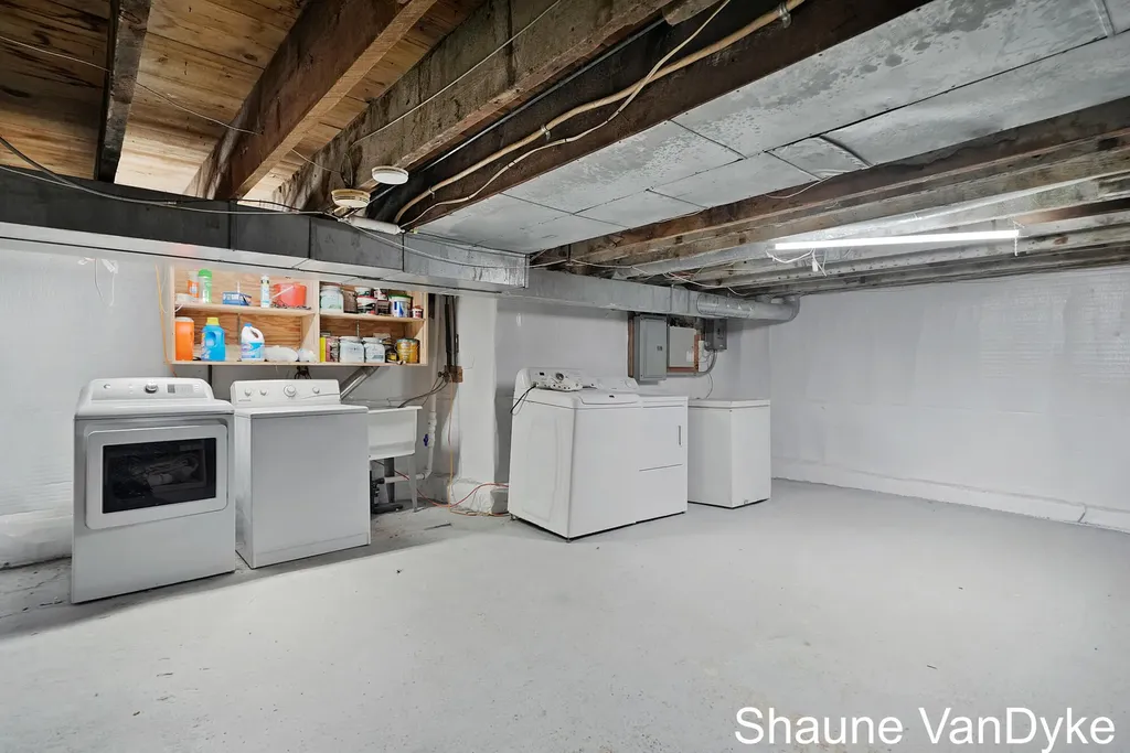 154 72nd Street SE Gaines Charter Township MI 49548