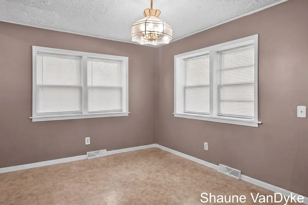 154 72nd Street SE Gaines Charter Township MI 49548