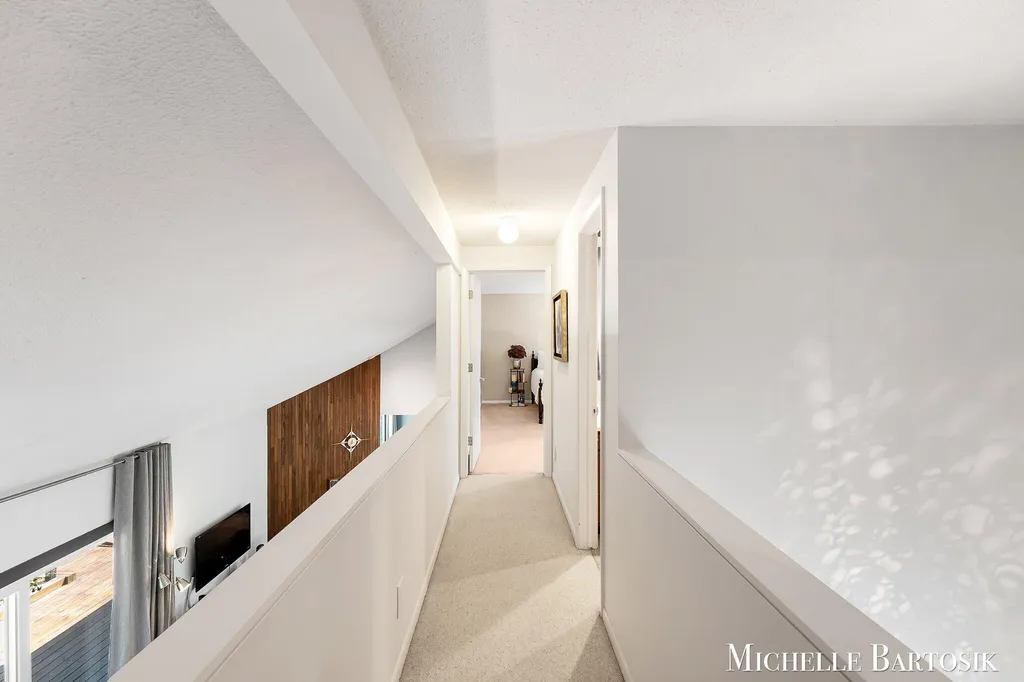 3301 Midland Drive SE Grand Rapids Charter Township MI 49546