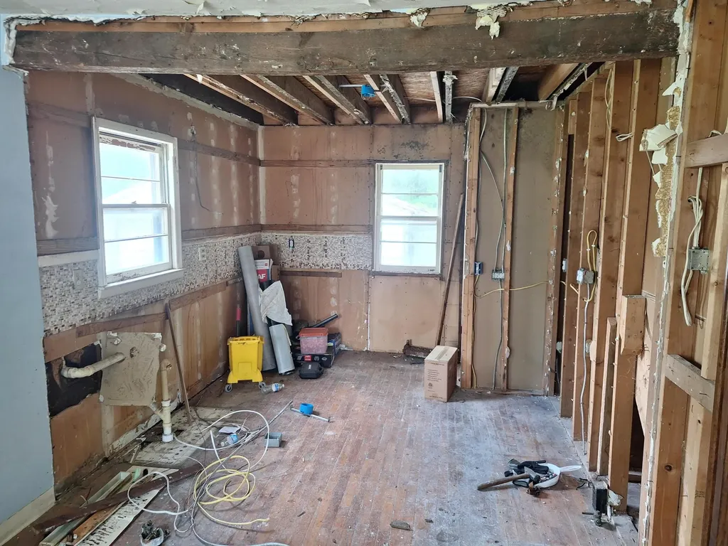 2104 Melvin Court Lansing Charter Township MI 48917