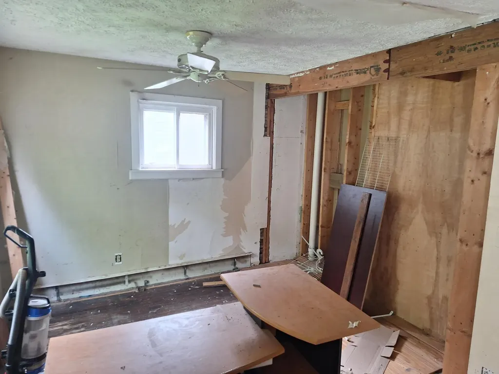 2104 Melvin Court Lansing Charter Township MI 48917