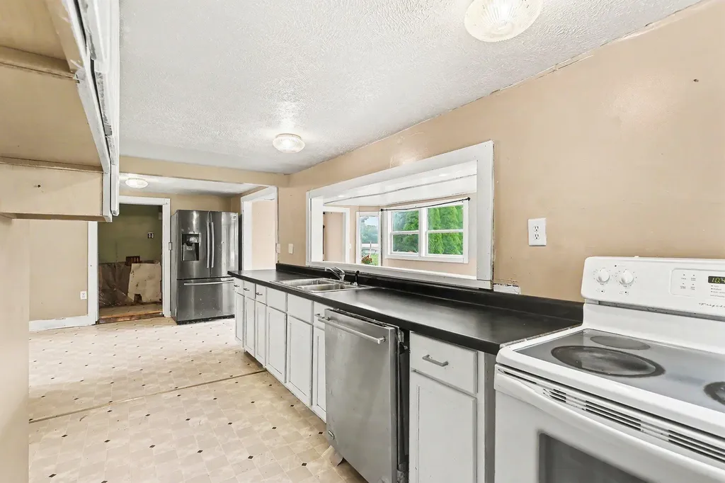 1845 W Tupper Heights Drive Odessa Township MI 48849
