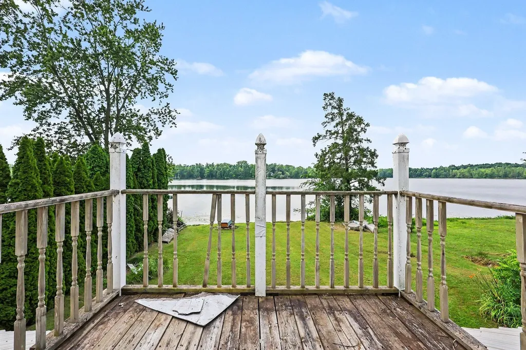 1845 W Tupper Heights Drive Odessa Township MI 48849