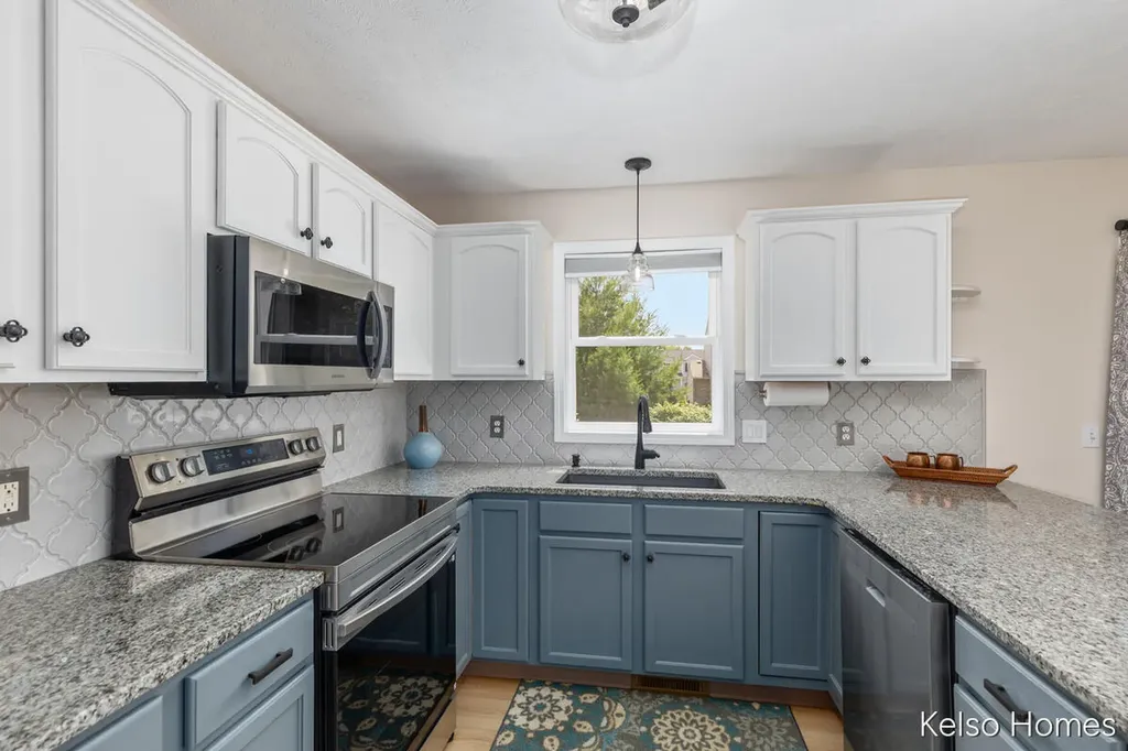 2222 Beatrice Drive NE Grand Rapids Charter Township MI 49505