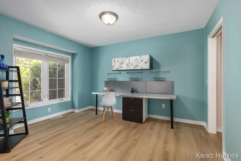 2222 Beatrice Drive NE Grand Rapids Charter Township MI 49505